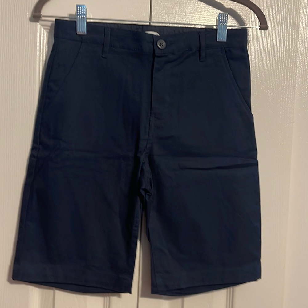 NWOT Old Navy boys shorts in navy size 12